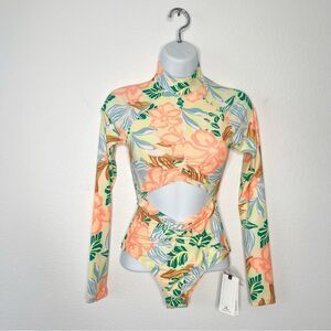 NEW Rip Curl Follow The Sun Long Sleeve Surfsuit in Light Orange Swimsuit XXS